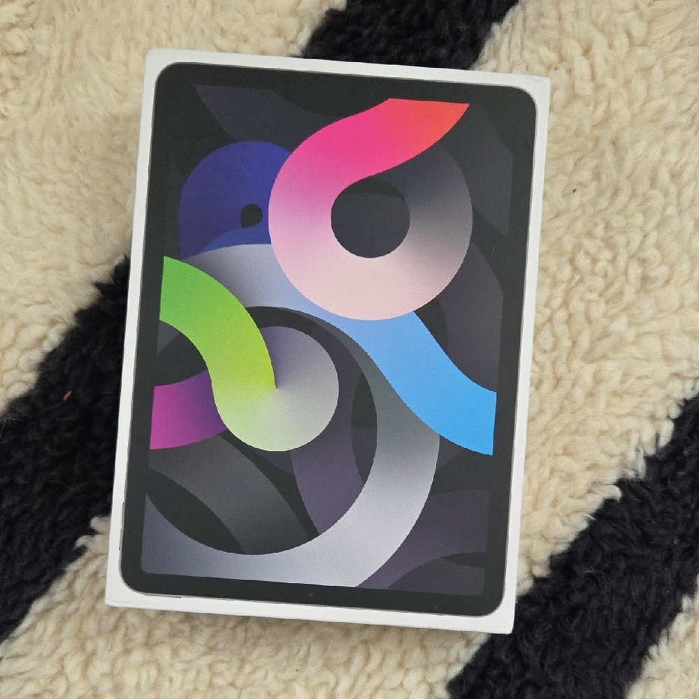 Empty iPad Air 4th Generation Box